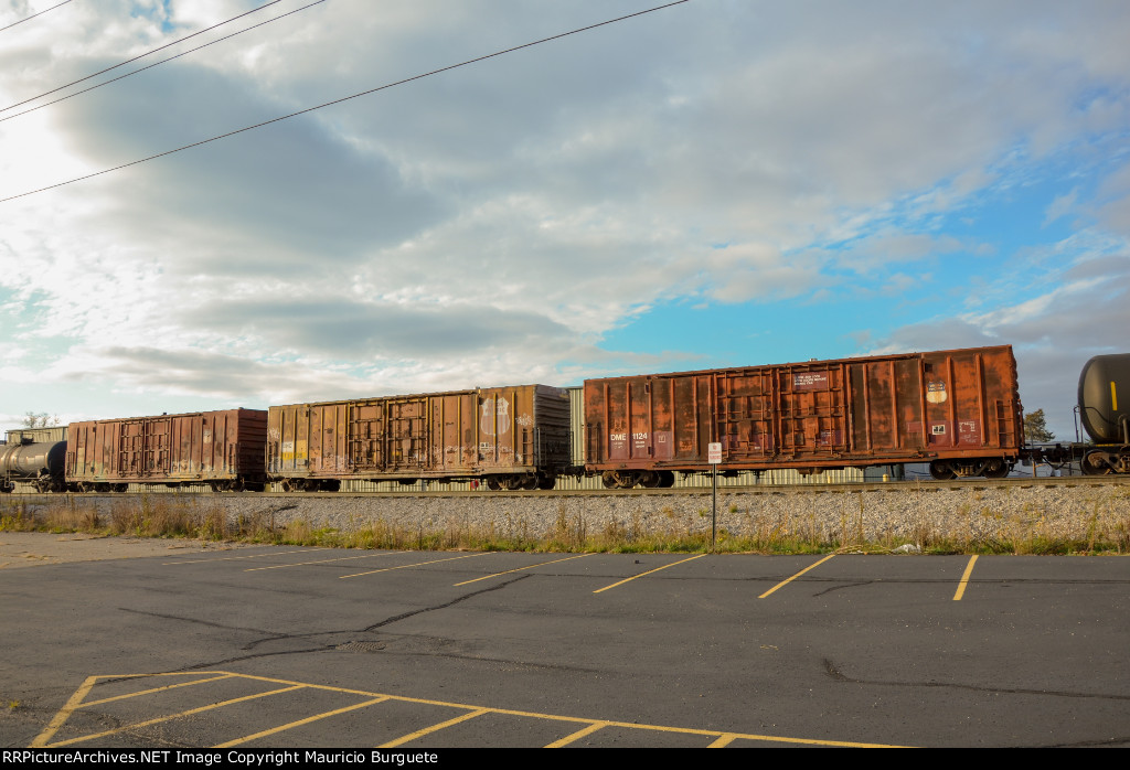 DME Box Cars